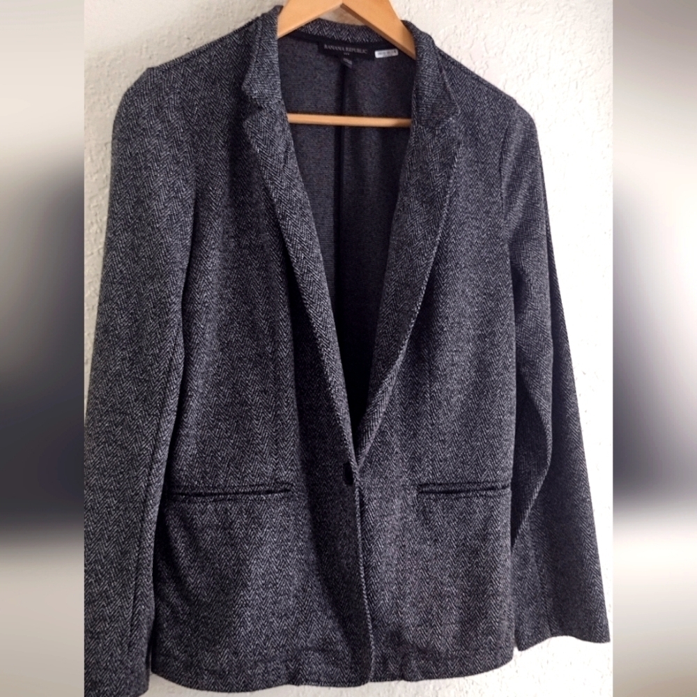 Banana Republic Classic Knit Herringbone Inverted Collar Blazer - Picture 7 of 11
